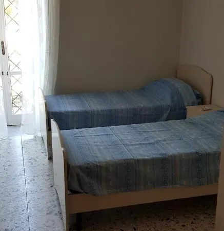 Le Zagare Abit Sole A 5 Minuti A Piedi Dal Mare E Dal Centro *